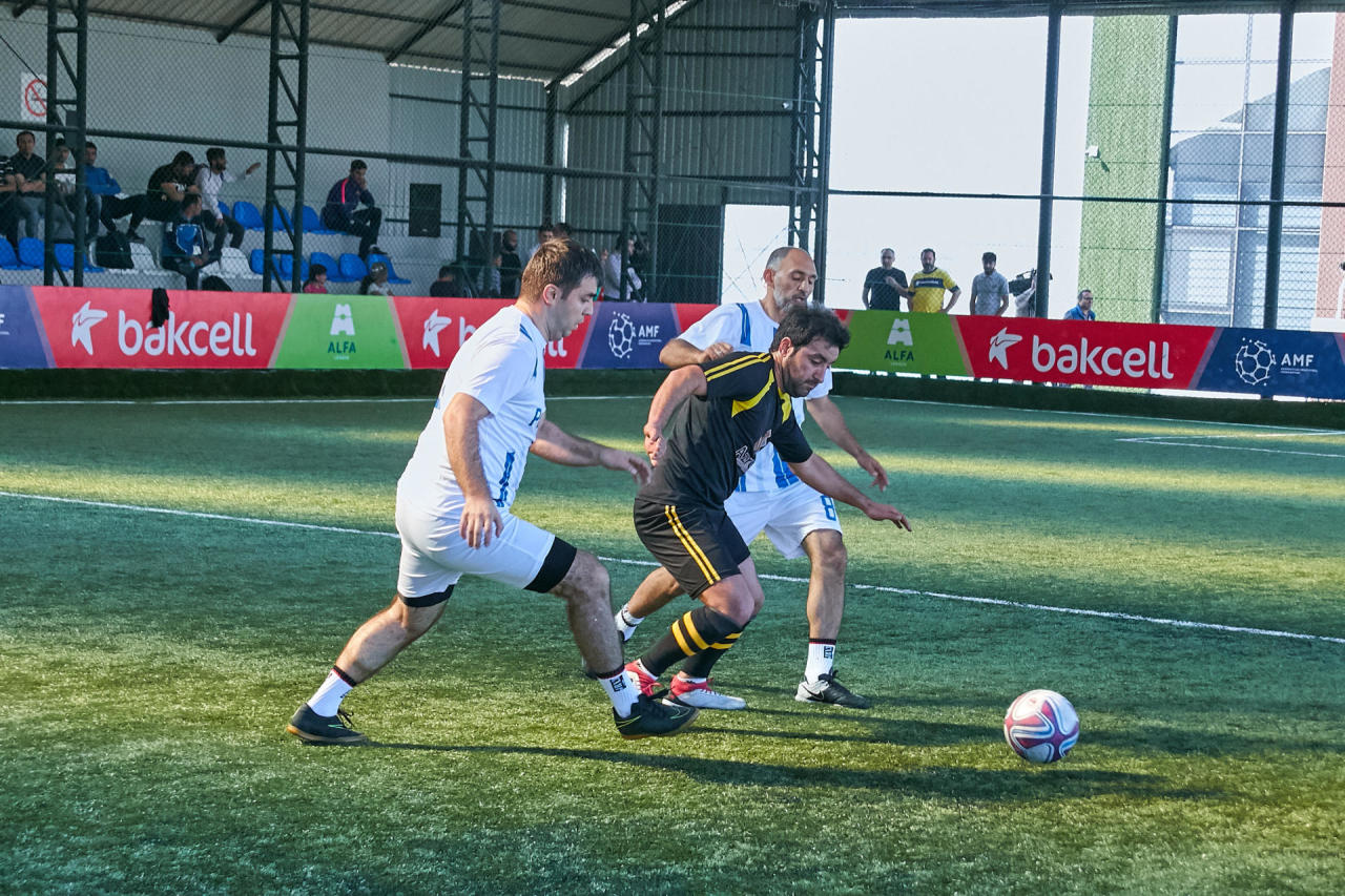 В Баку прошел последний день Весеннего Кубка Azfar Business League по мини-футболу