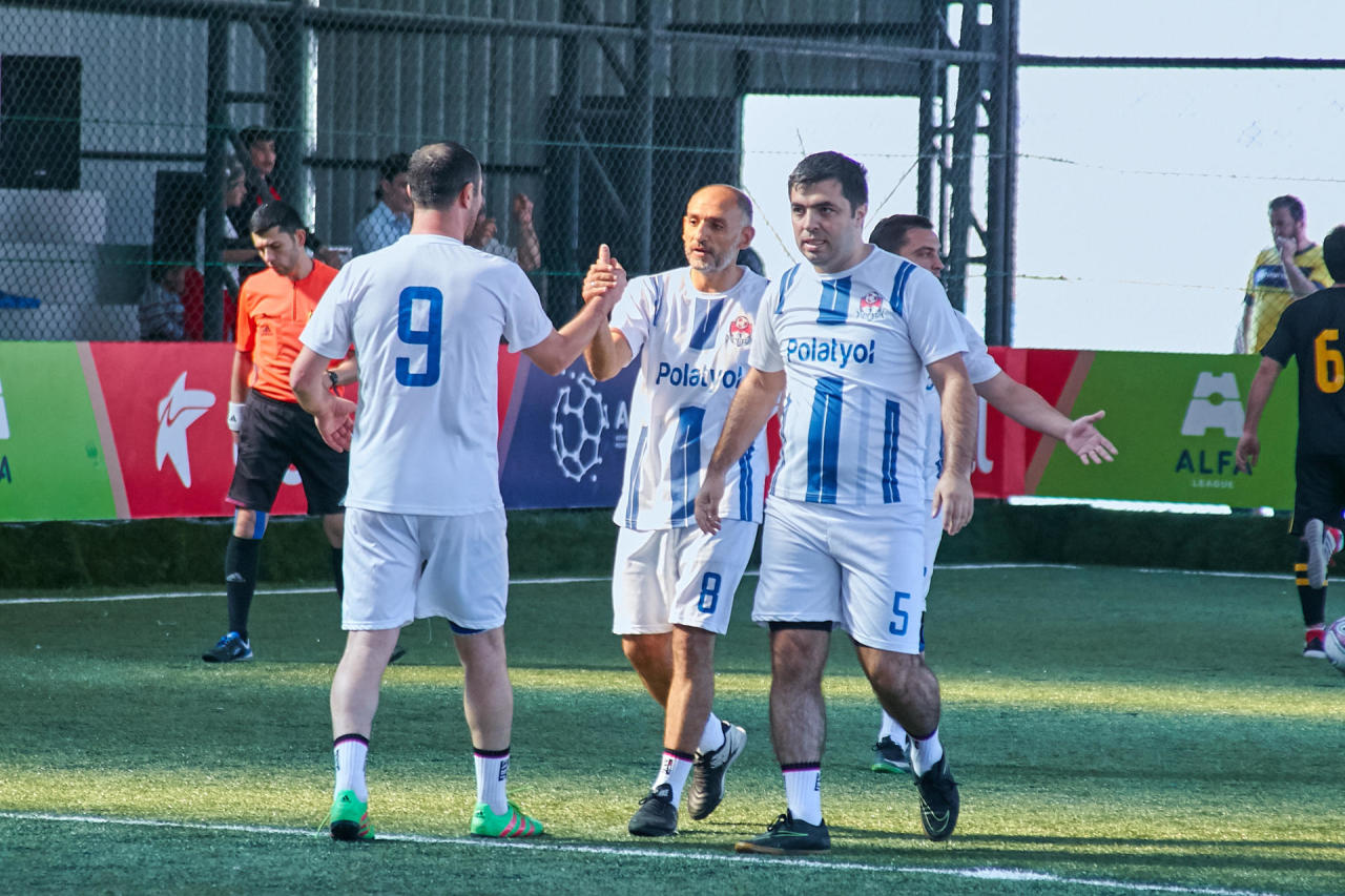 В Баку прошел последний день Весеннего Кубка Azfar Business League по мини-футболу