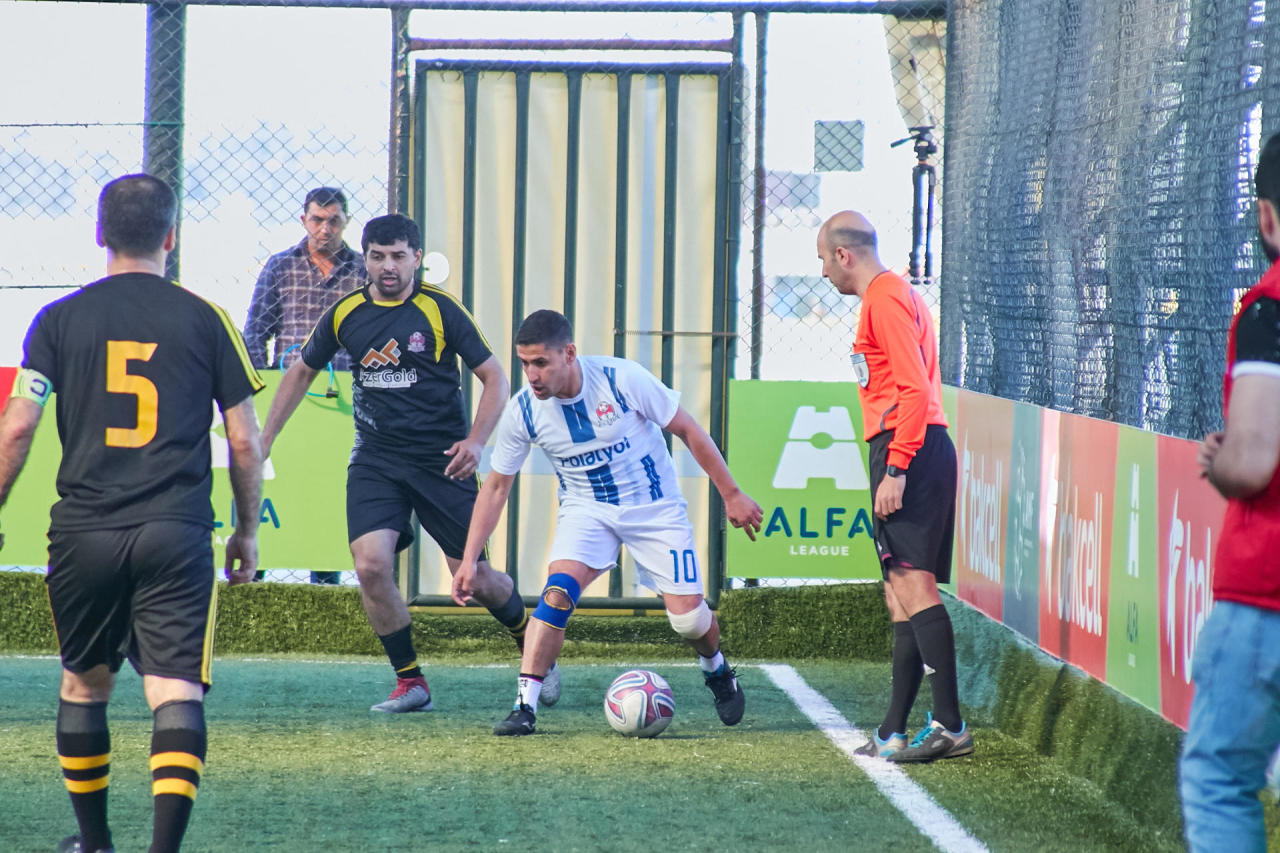 В Баку прошел последний день Весеннего Кубка Azfar Business League по мини-футболу
