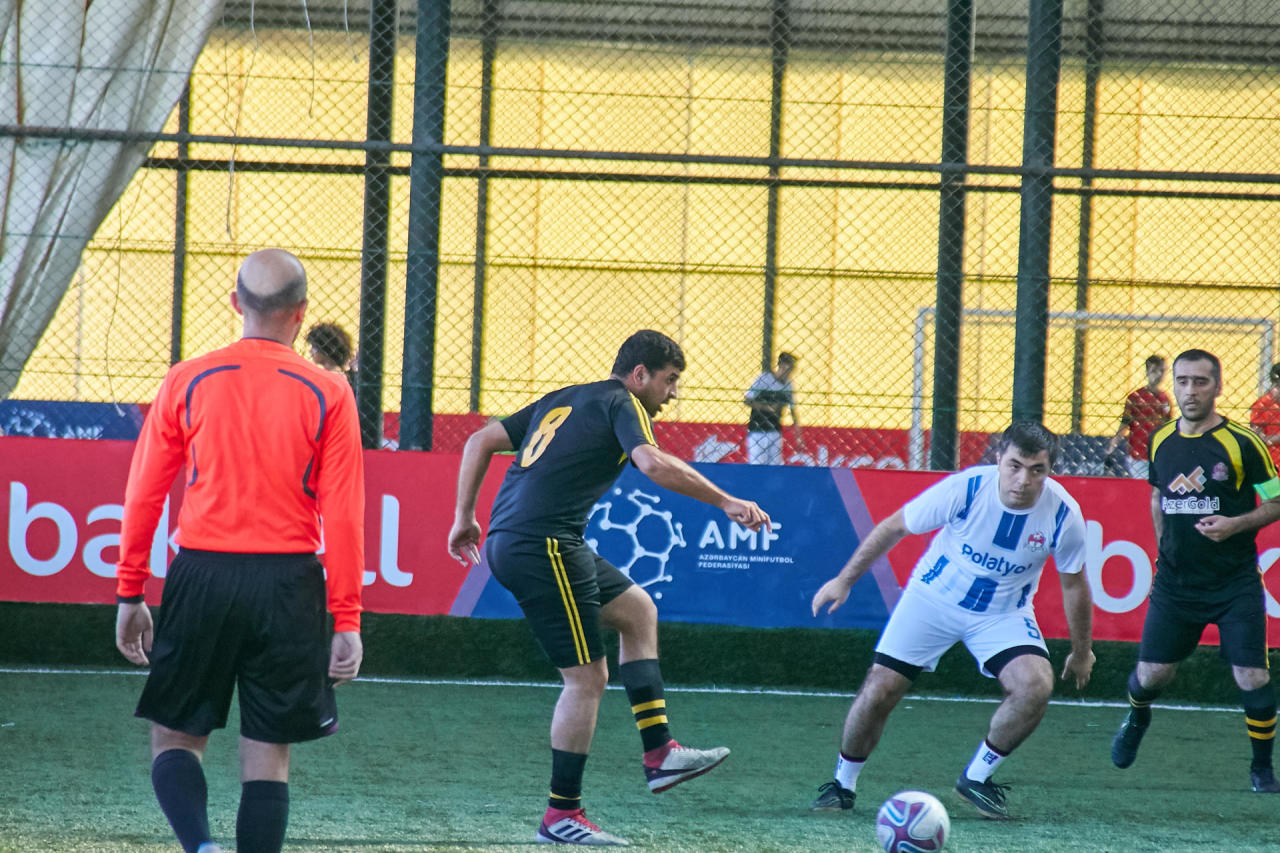 В Баку прошел последний день Весеннего Кубка Azfar Business League по мини-футболу