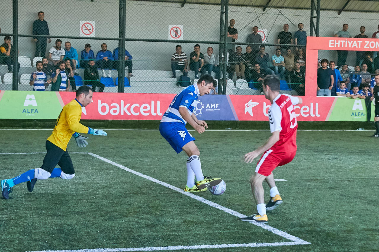 В Баку прошел последний день Весеннего Кубка Azfar Business League по мини-футболу