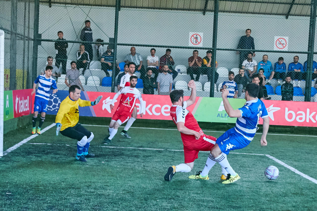В Баку прошел последний день Весеннего Кубка Azfar Business League по мини-футболу