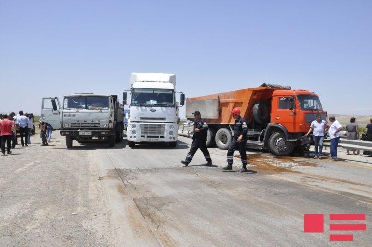 В Азербайджане перевернулся пассажирский автобус: много пострадавших
