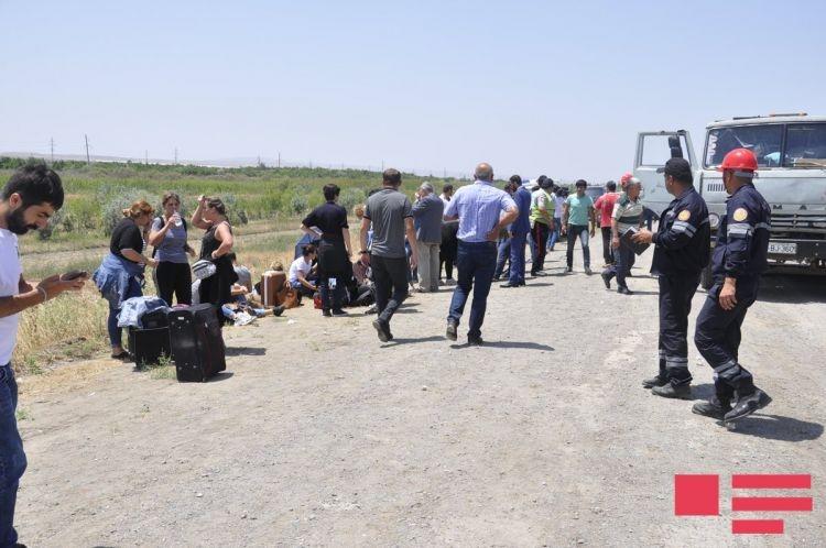 В Азербайджане перевернулся пассажирский автобус: много пострадавших