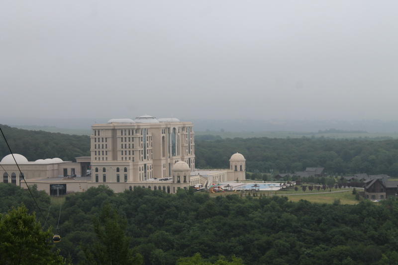 «Quba palace» красиво открыл туристический сезон