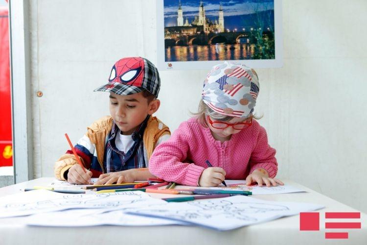 На бакинском бульваре организован Европейский городок