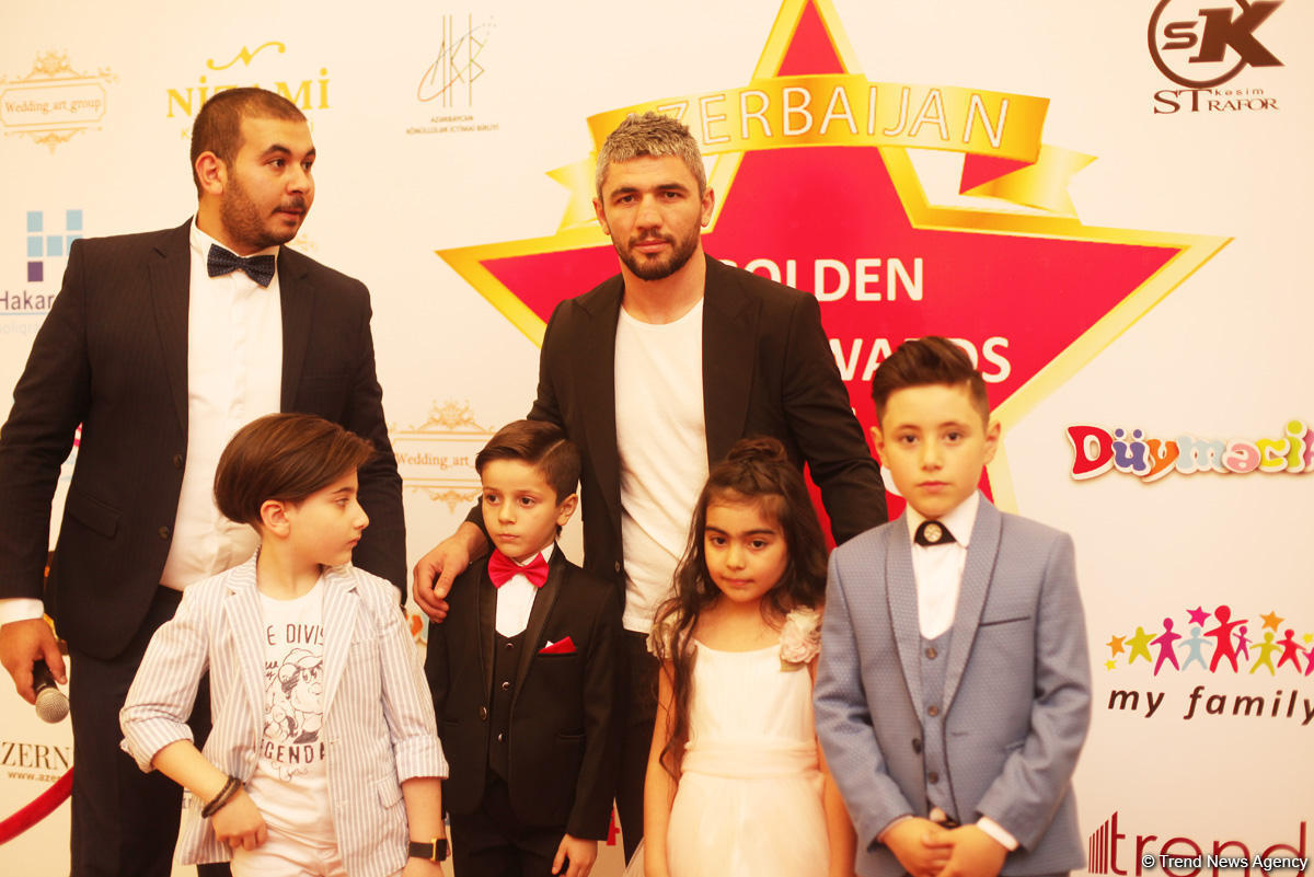 В Баку наградили победителей проекта Azerbaijan Golden Kids Awards 2018