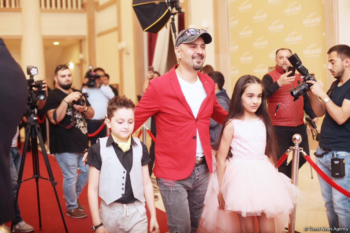В Баку наградили победителей проекта Azerbaijan Golden Kids Awards 2018