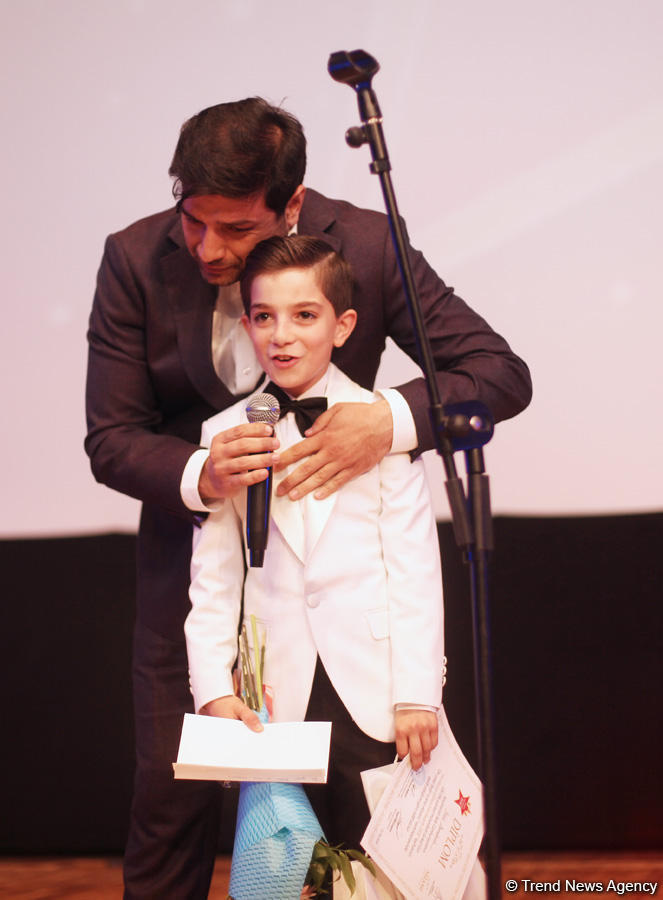 В Баку наградили победителей проекта Azerbaijan Golden Kids Awards 2018