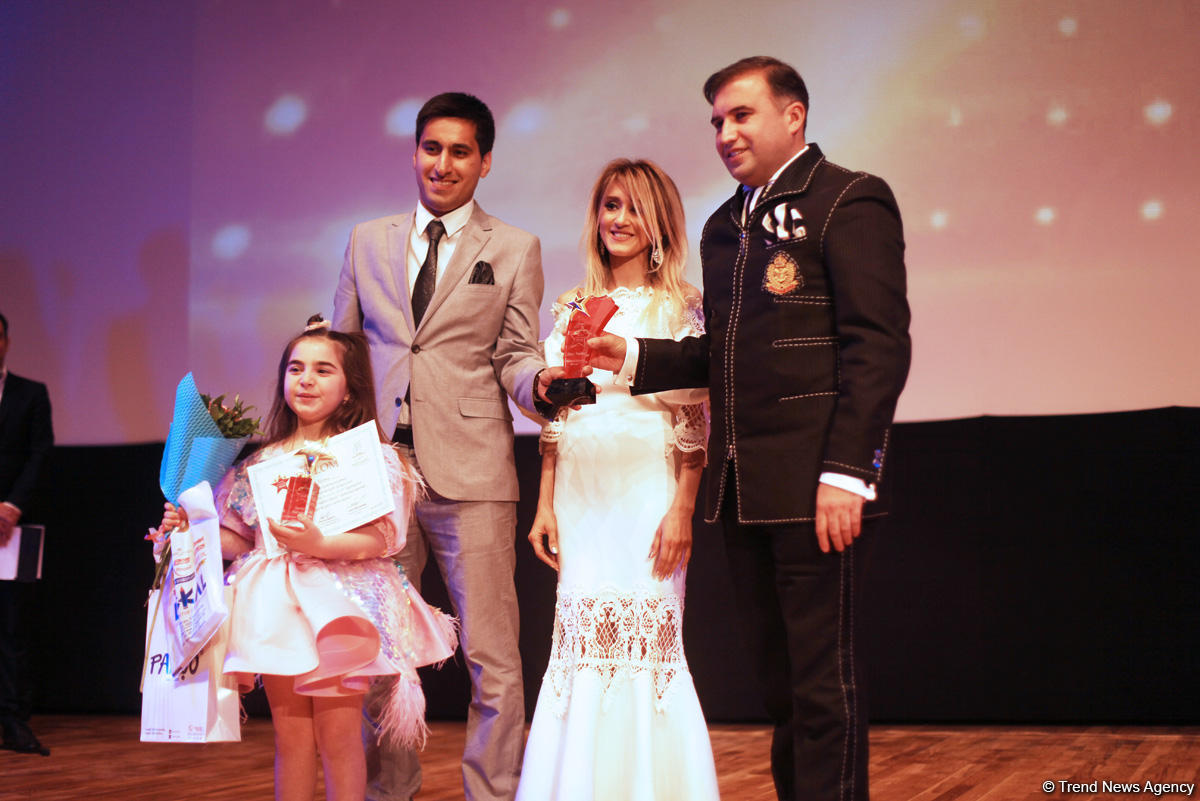 В Баку наградили победителей проекта Azerbaijan Golden Kids Awards 2018