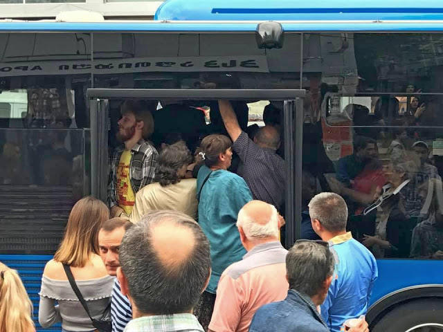 В Тбилиси резко выросли цены на такси