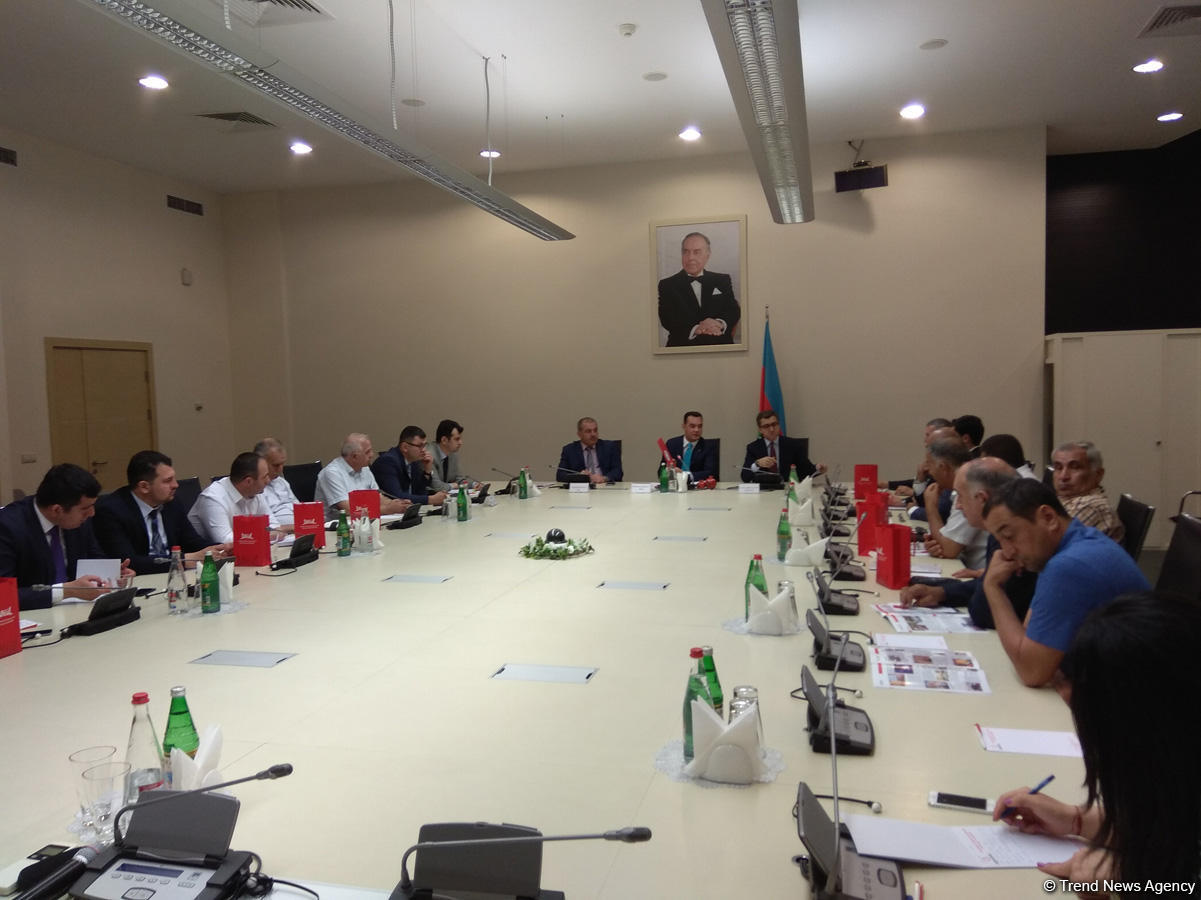 В Азербайджане предложено повысить урожайность граната