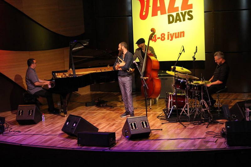 В Центре мугама состоялся невероятный концерт известного музыканта Авишаи Коэна