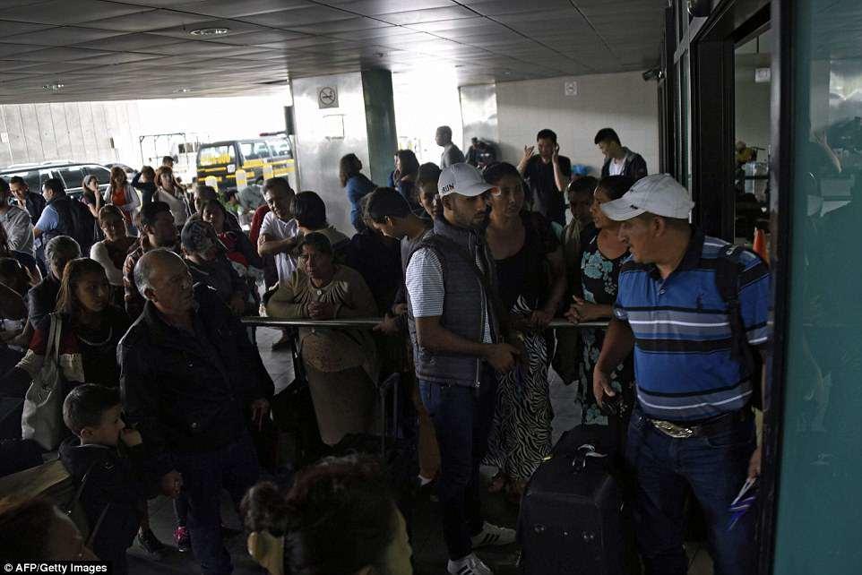 Qvatemalada vulkan püskürdü: ölənlərin sayı 69-a çatıb