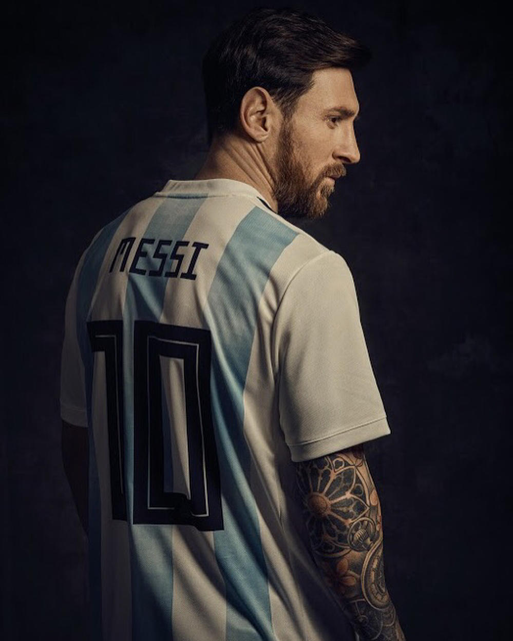 Messi keçilərlə şəkil çəkdirdi