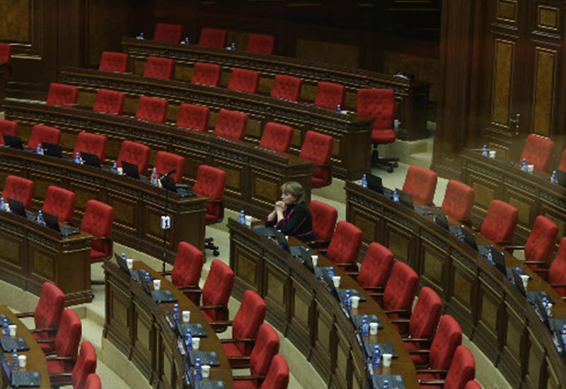 Партия Саргсяна не будет мешать Пашиняну позориться