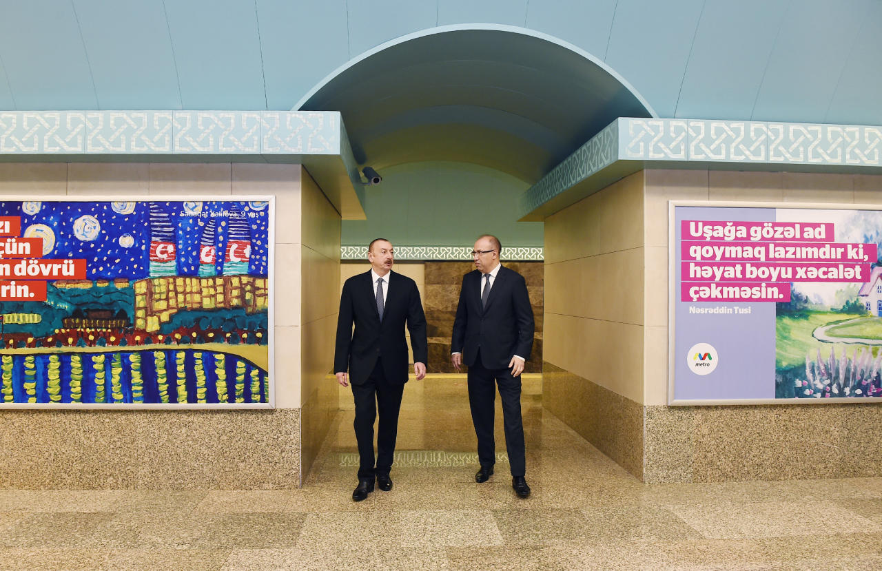 Президент Ильхам Алиев ознакомился с проведенными на станции метро "Сахиль" после реконструкции работами
