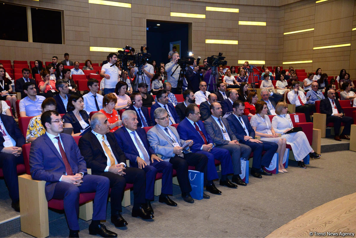 В Баку обсуждают вопросы стратегического планирования образования