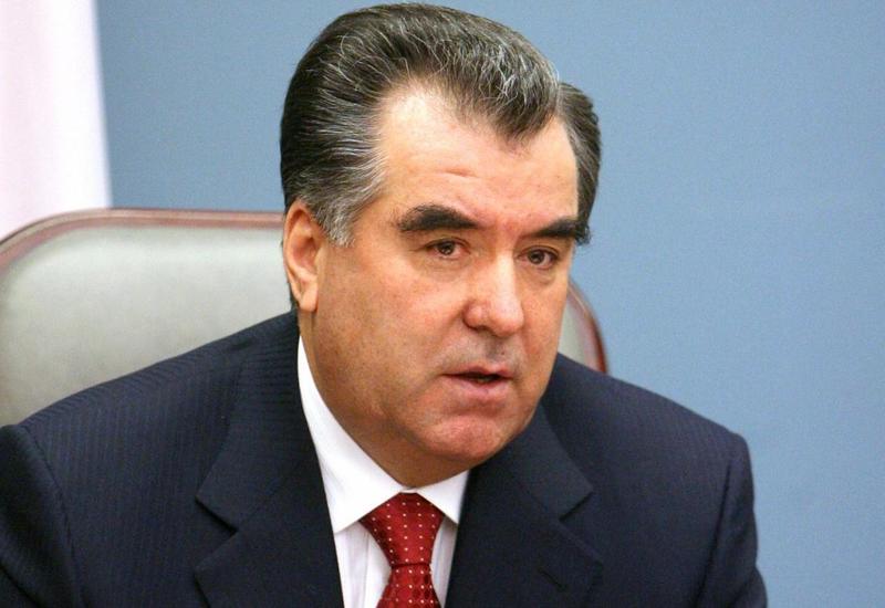 Завершился визит Президента Эмомали Рахмона в Азербайджан
