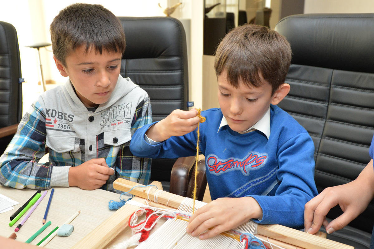 Общественное объединение «Региональное развитие» Фонда Гейдара Алиева организовало тренинги по изобразительному искусству