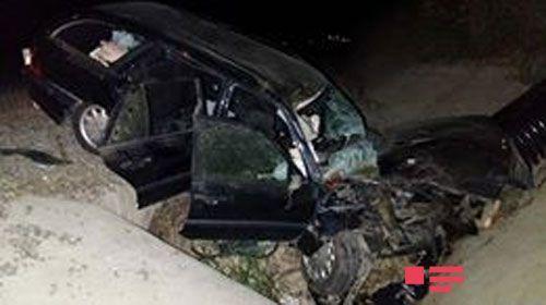 Azərbaycanda dəhşətli qəza: 3 ölü, 3 yaralı
