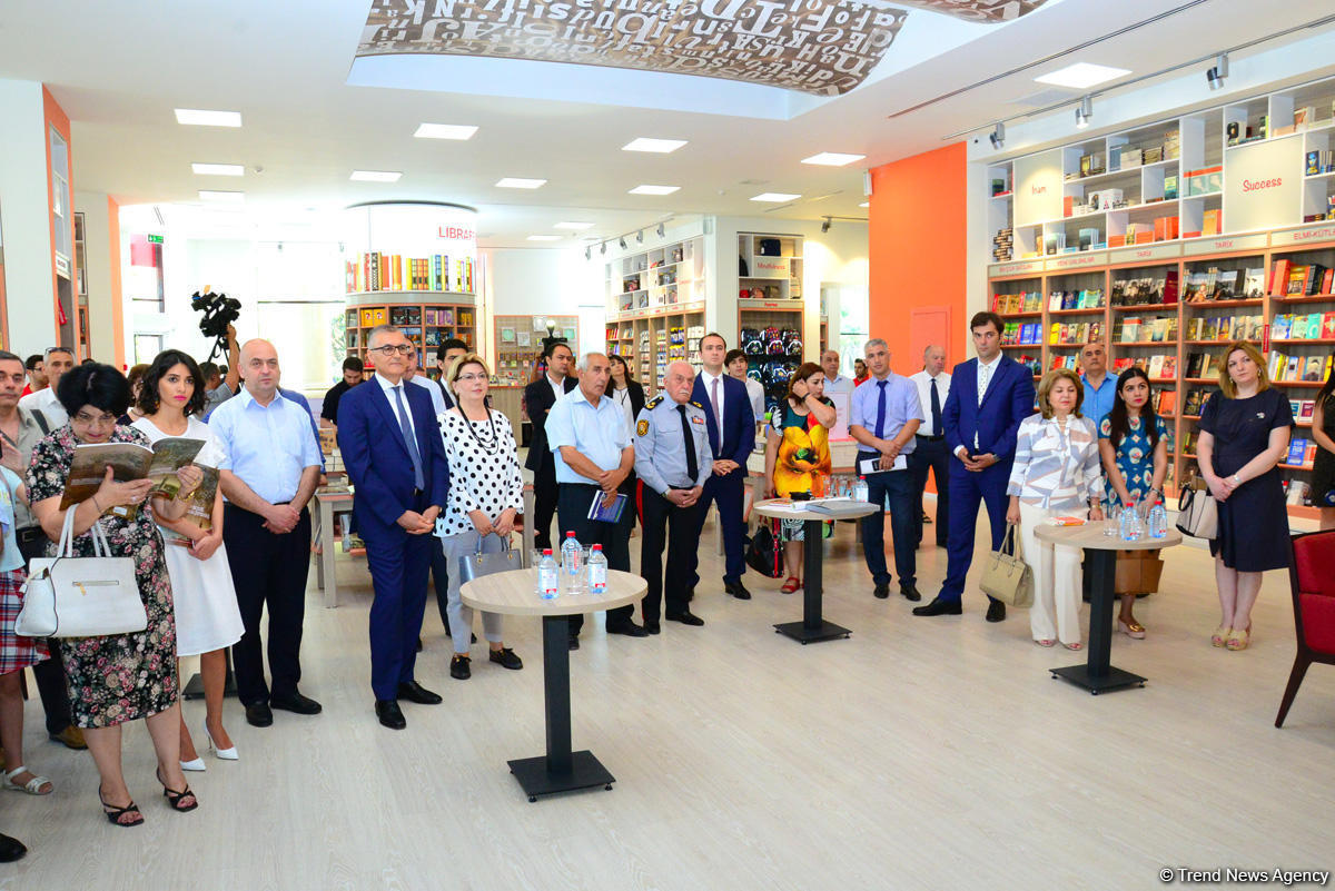 В Баку презентована книга об уничтожении в Армении азербайджанских мусульманских памятников