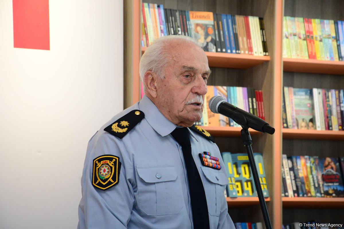 В Баку презентована книга об уничтожении в Армении азербайджанских мусульманских памятников