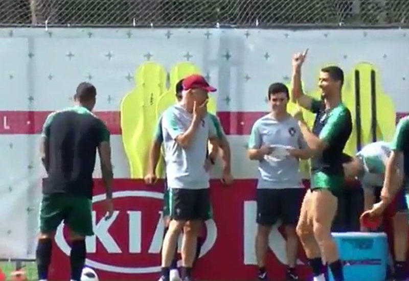 Ronaldudan maraqlı rəqs