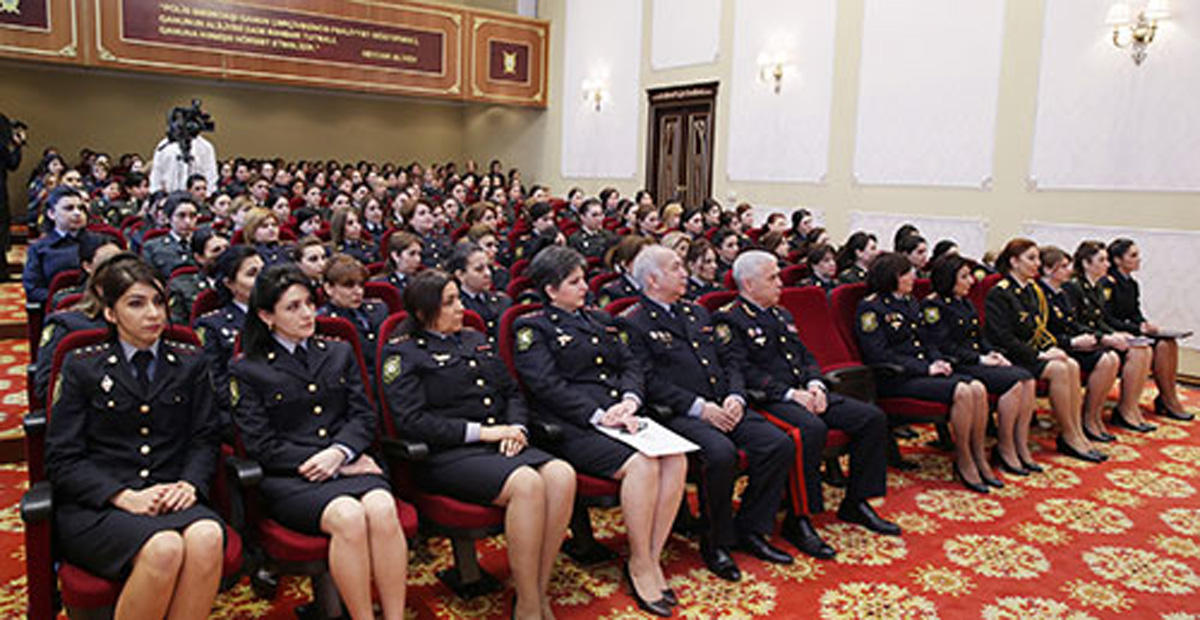Самые прекрасные азербайджанские женщины-полицейские