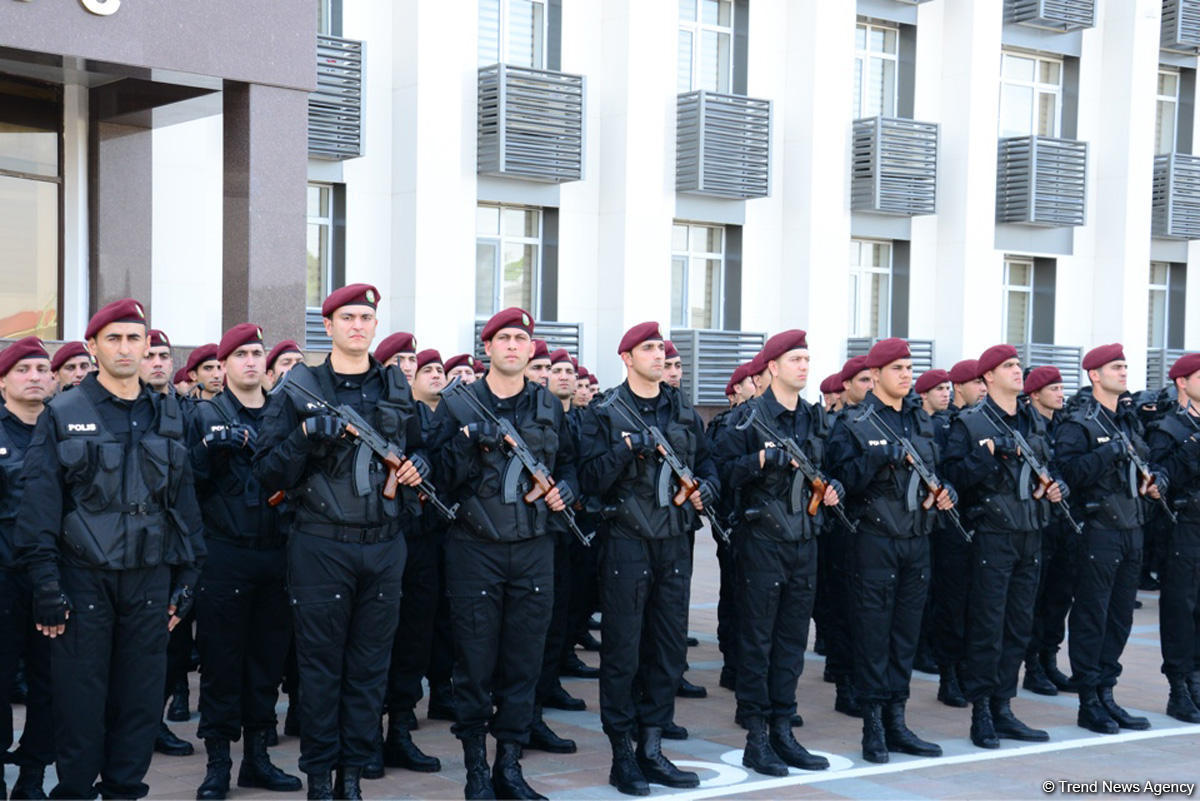 В Баку продемонстрирован новый транспорт для полиции