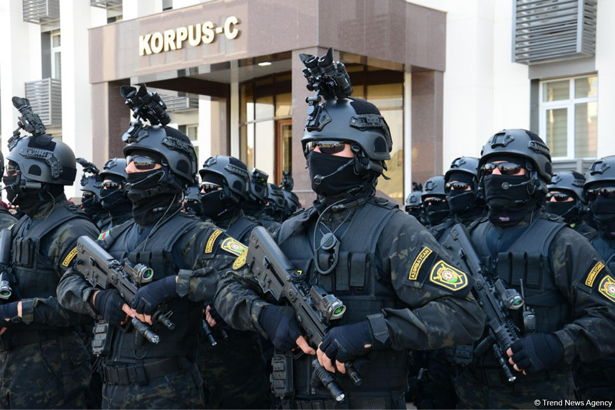В Баку продемонстрирован новый транспорт для полиции