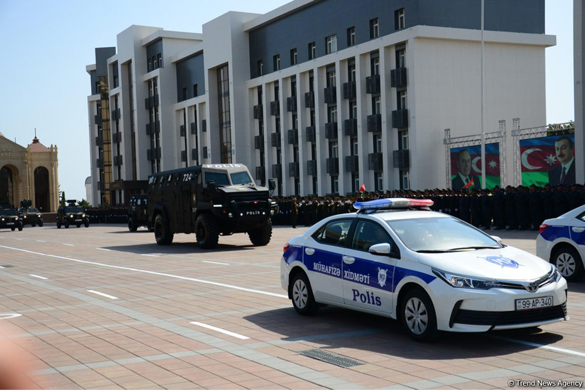 В Баку продемонстрирован новый транспорт для полиции