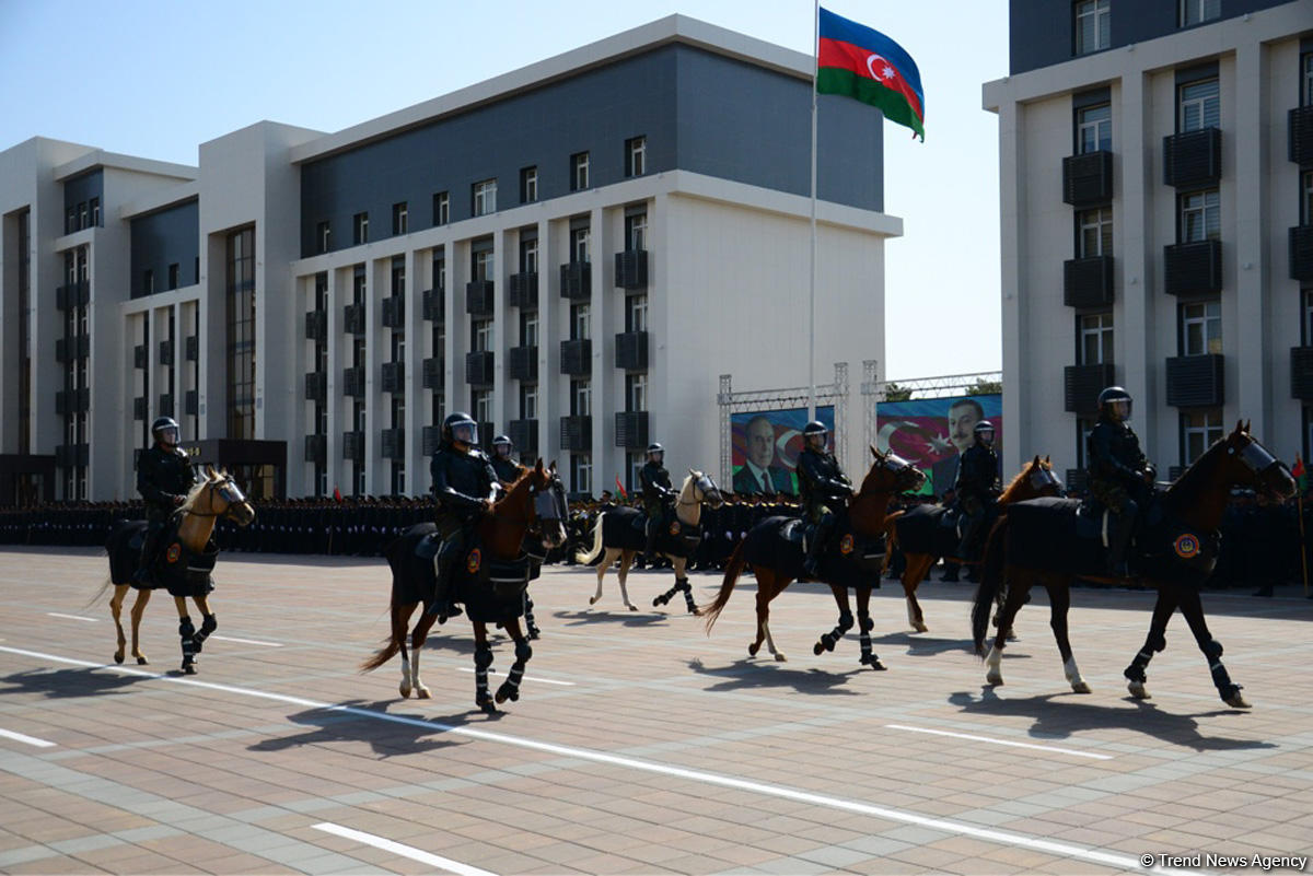 В Баку продемонстрирован новый транспорт для полиции