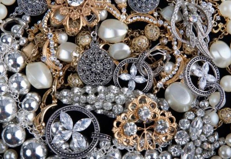 Ölkənin qızıl-gümüş bazarında QİYMƏTLƏR