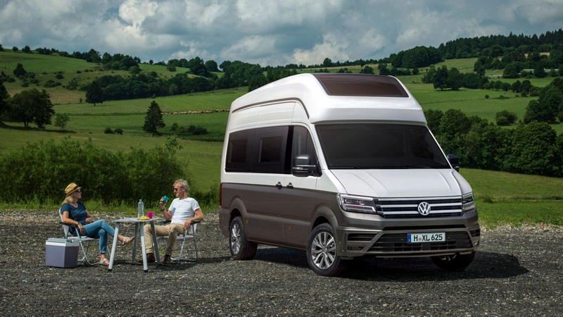Volkswagen представит серийную "Калифорнию" с душем