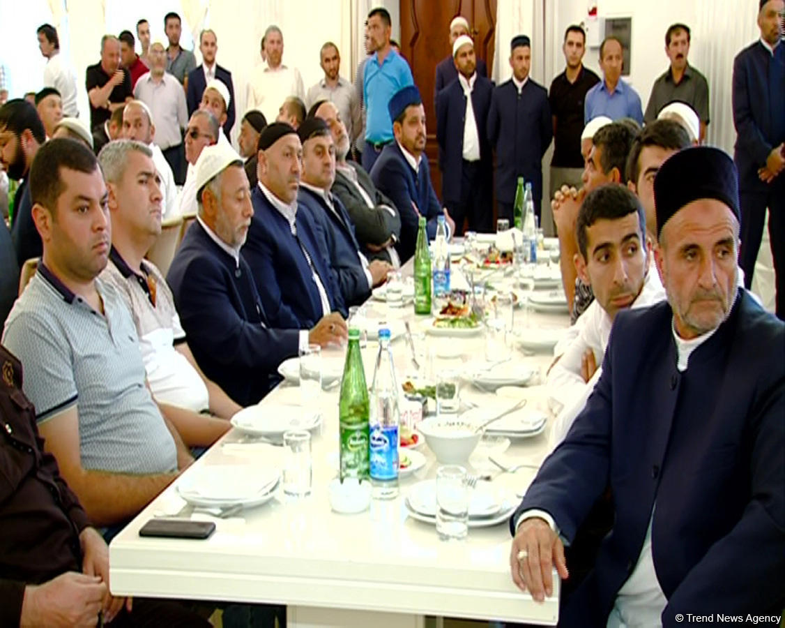 УМК: Цель кровавых терактов в Гяндже - создать напряженность в стране и породить страх в обществе