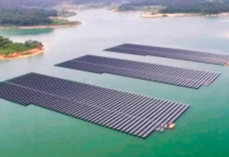 В Азербайджане построят систему плавучих солнечных панелей