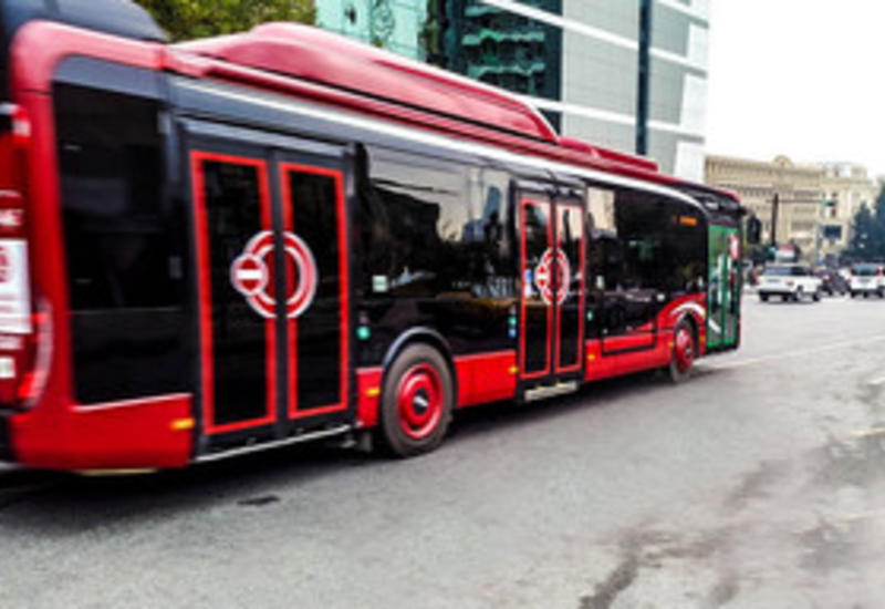 BakuBus прокомментировал задержки в движении автобусов