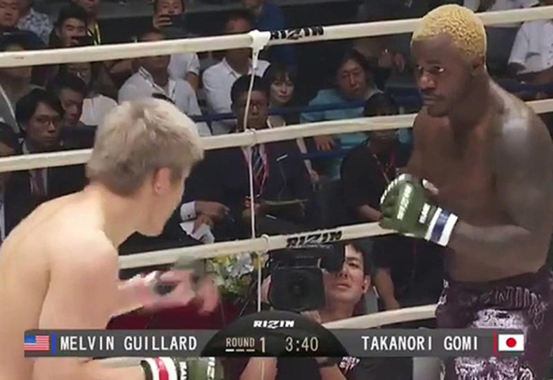 Японский боец MMA нокаутировал и «похоронил» американца