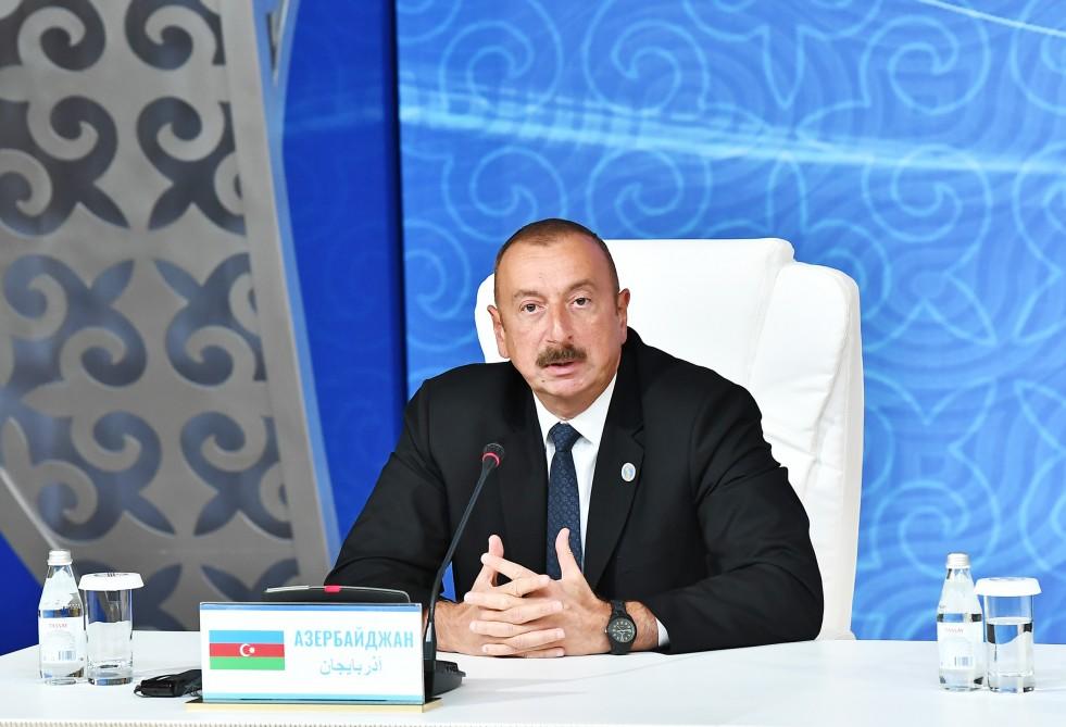 Главы прикаспийских стран выступили на Актауском саммите с заявлениями для печати