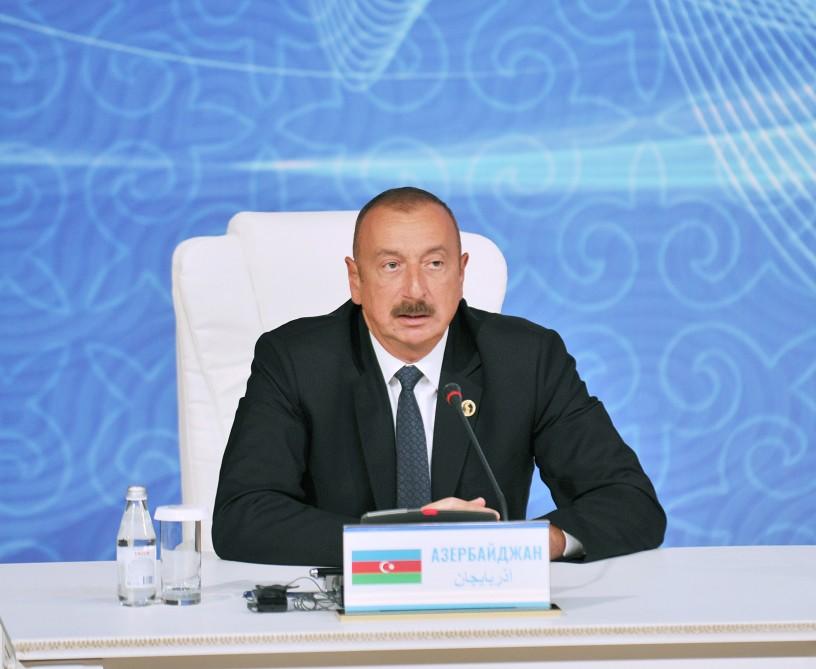 Главы прикаспийских стран выступили на Актауском саммите с заявлениями для печати