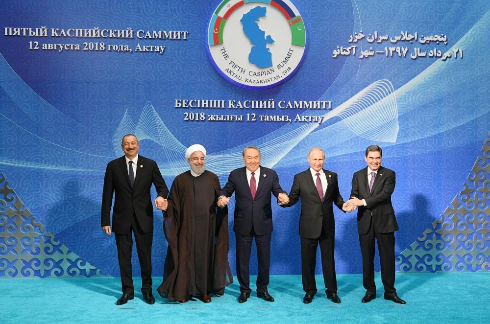 Главы прикаспийских стран выступили на Актауском саммите с заявлениями для печати