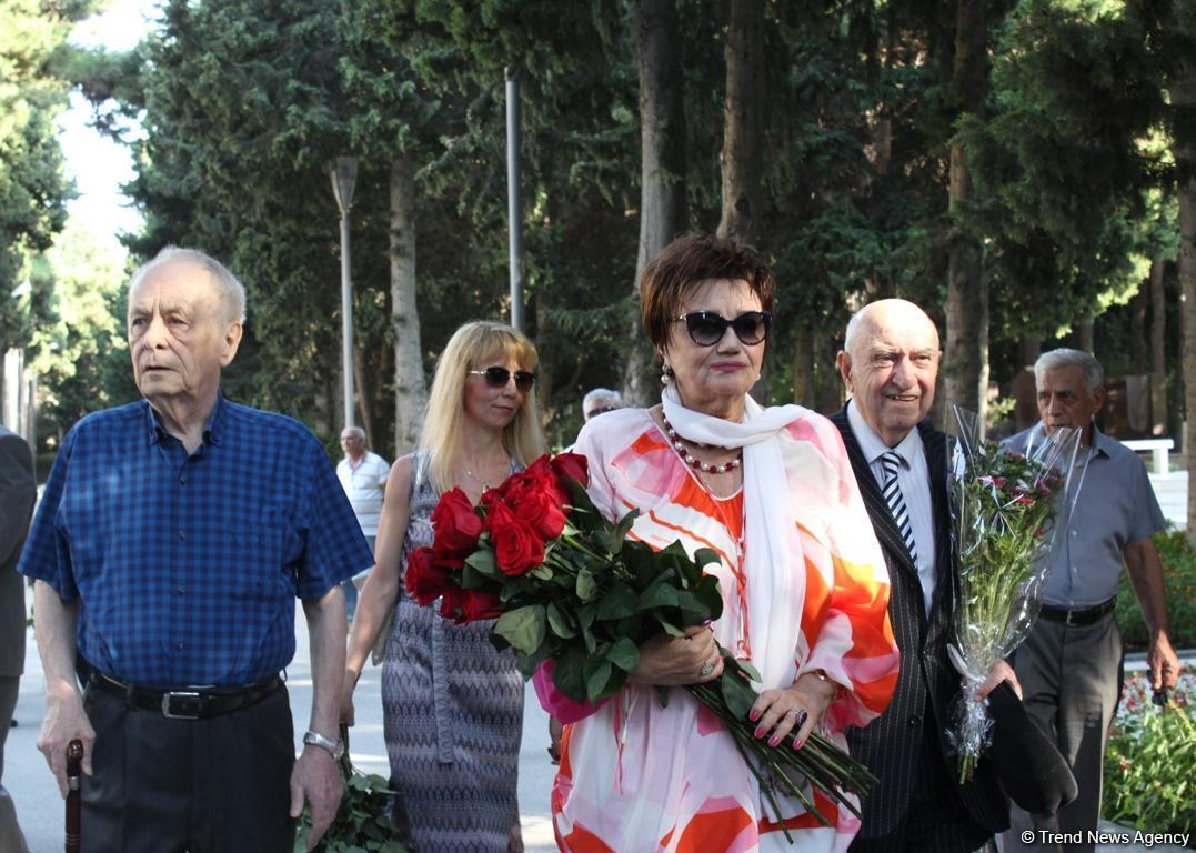 В Баку почли память Муслима Магомаева