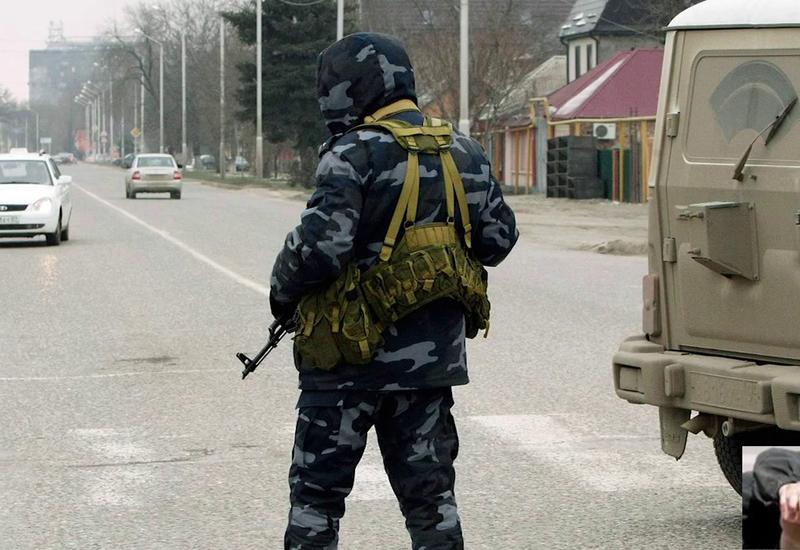 Полицейские ликвидировали напавшего на них преступника в Чечне