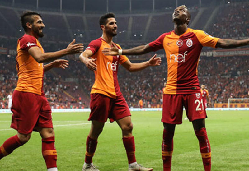 "Галатасарай" разгромил "Аланьяспор" в матче 3-го тура суперлиги