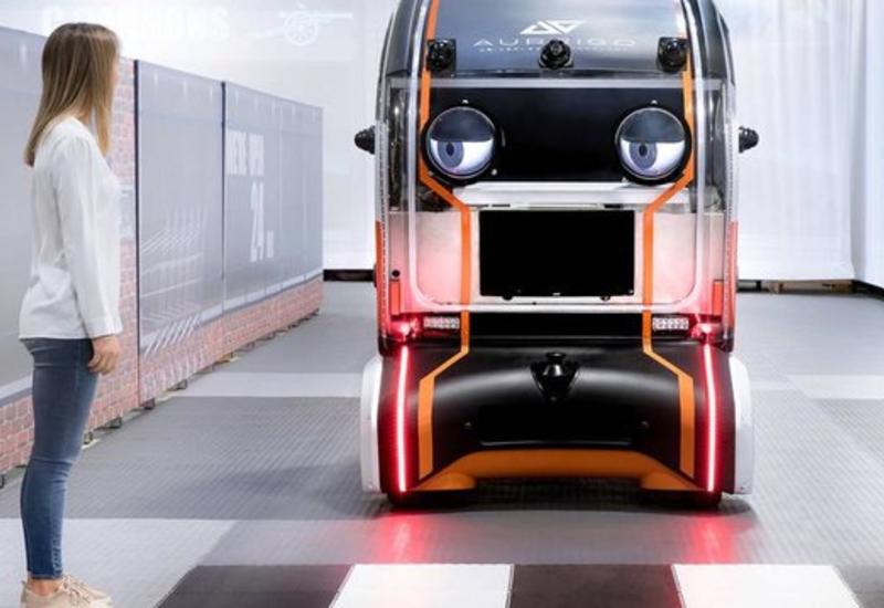 Land Rover построил беспилотник с глазами