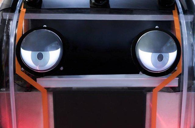 Land Rover построил беспилотник с глазами