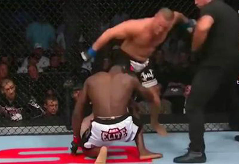 Боец UFC совершил, возможно, самый невероятный камбэк в истории ММА