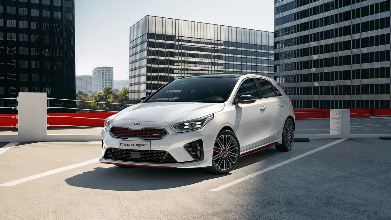 Новейшие KIA ProCeed и Ceed GT представлены официально