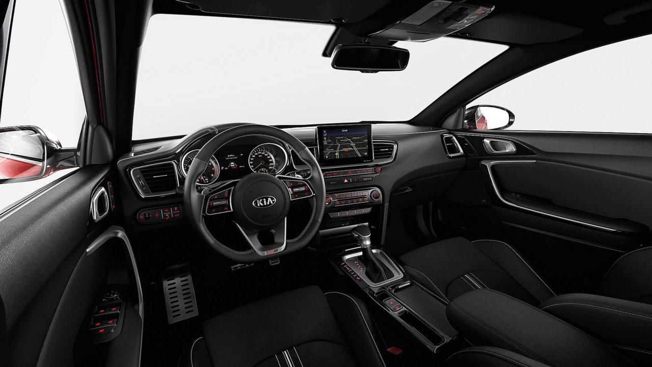 Новейшие KIA ProCeed и Ceed GT представлены официально